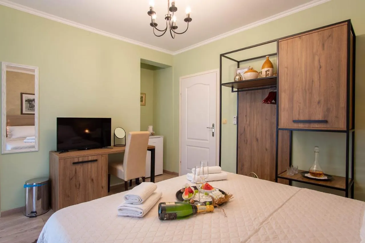 Rooms Villa Padre Pag Town
