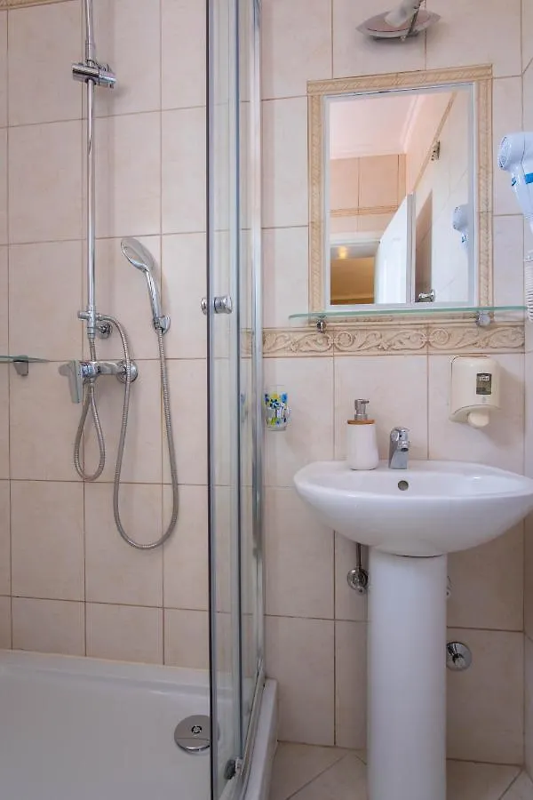 Gasthuis Rooms Villa Padre Pag Town