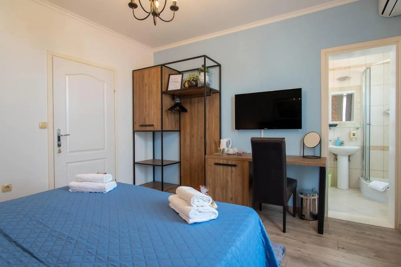 Gasthuis Rooms Villa Padre Pag Town